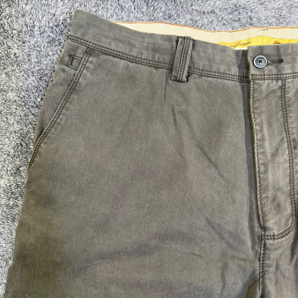 Tommy Bahama Boracay Shorts Mens 35 Olive Green Stretch 10" Inseam Flat Front - Picture 3 of 14